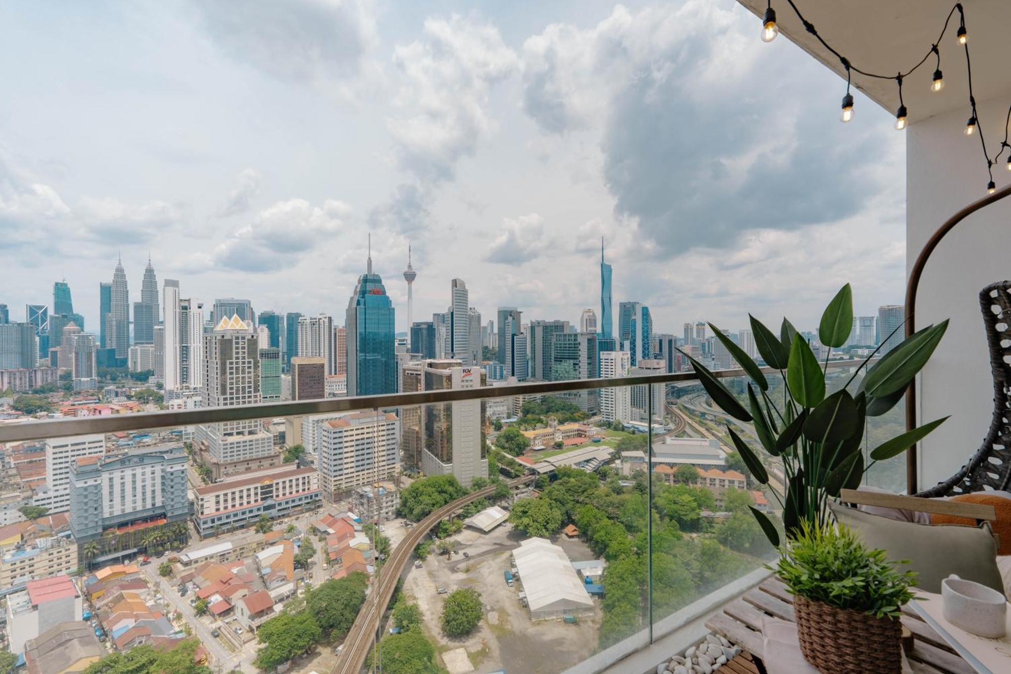 Suites&Residences @ Regalia by PLC Kuala Lumpur Exterior foto